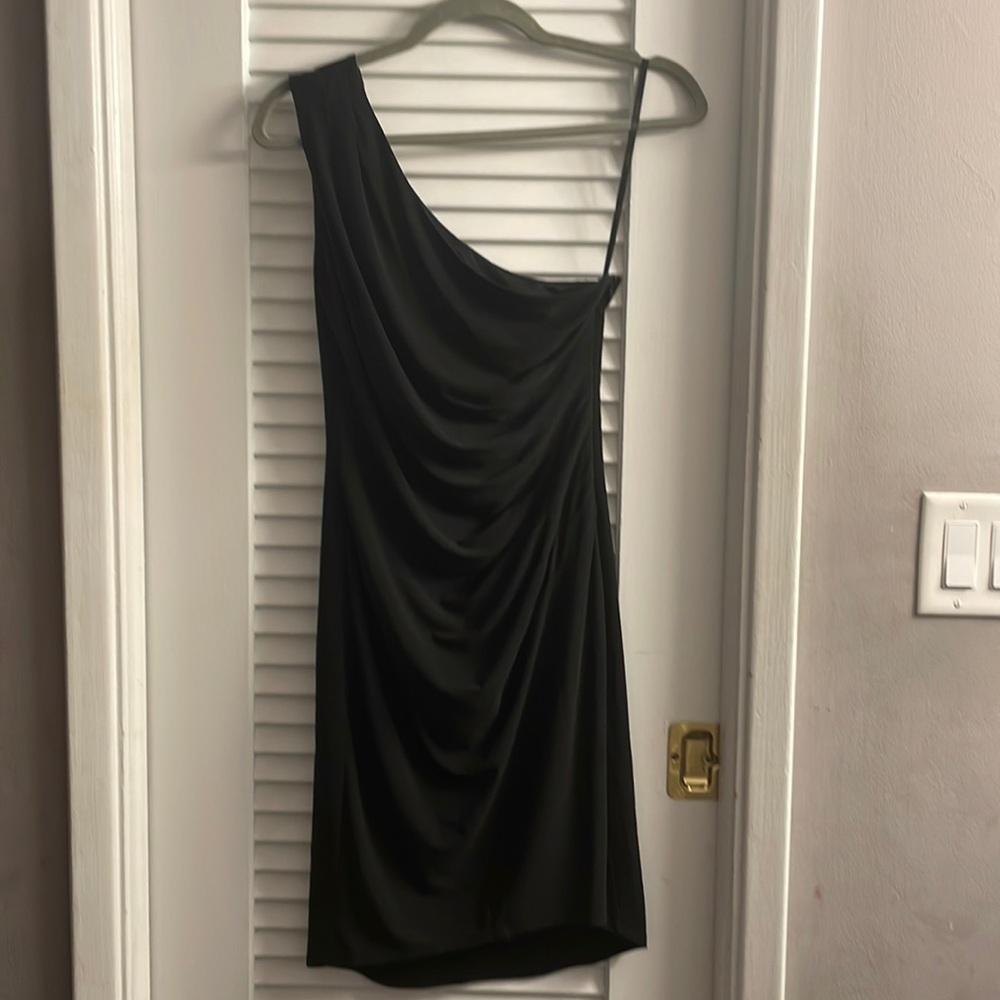 Laundry by Shelli Segal Grecian 1 Shoulder Blk Cocktail Dress. EUC Size 4